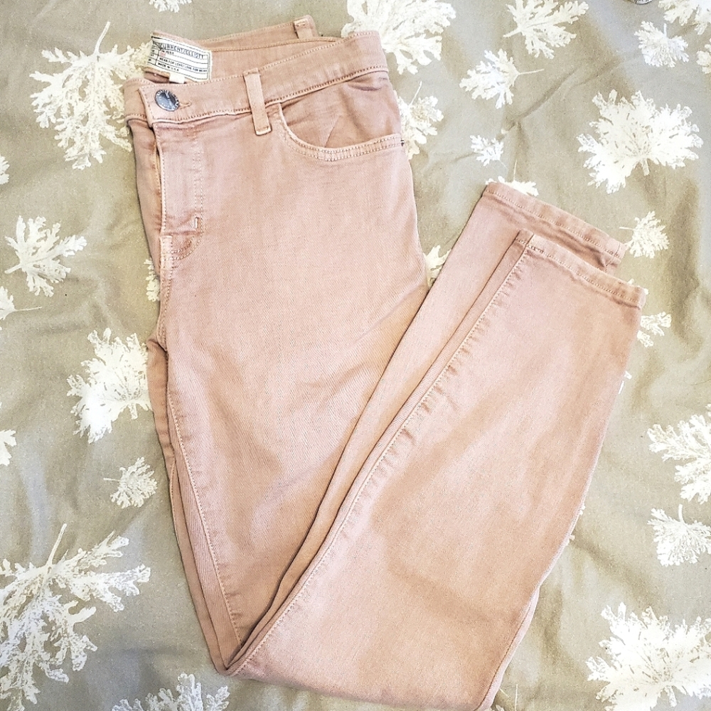 Current Elliott low rise stretchy jeans in blush sz30